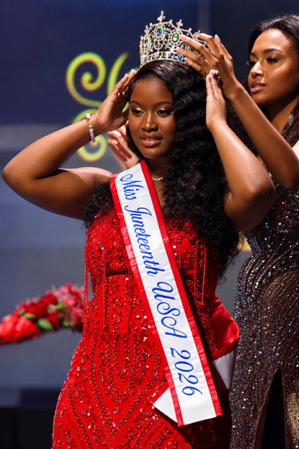 Jasmen Bogere being crowned Miss Juneteenth USA 2026